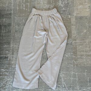 Dynamite Cream Pleated Pants
